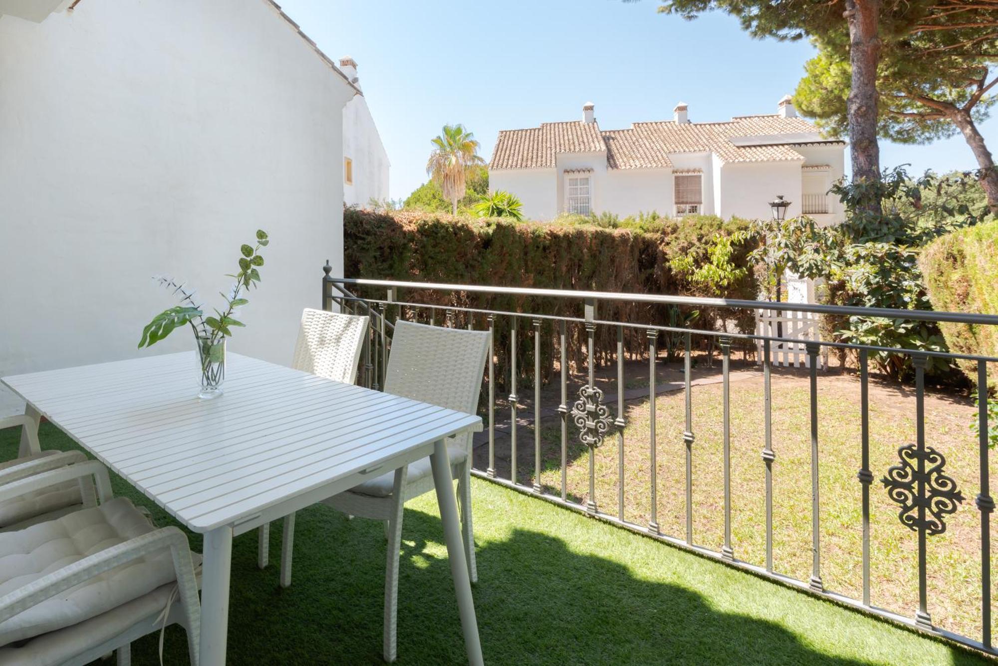 Wintowinrentals Townhouse, Pool & Beach Marbella Eksteriør billede
