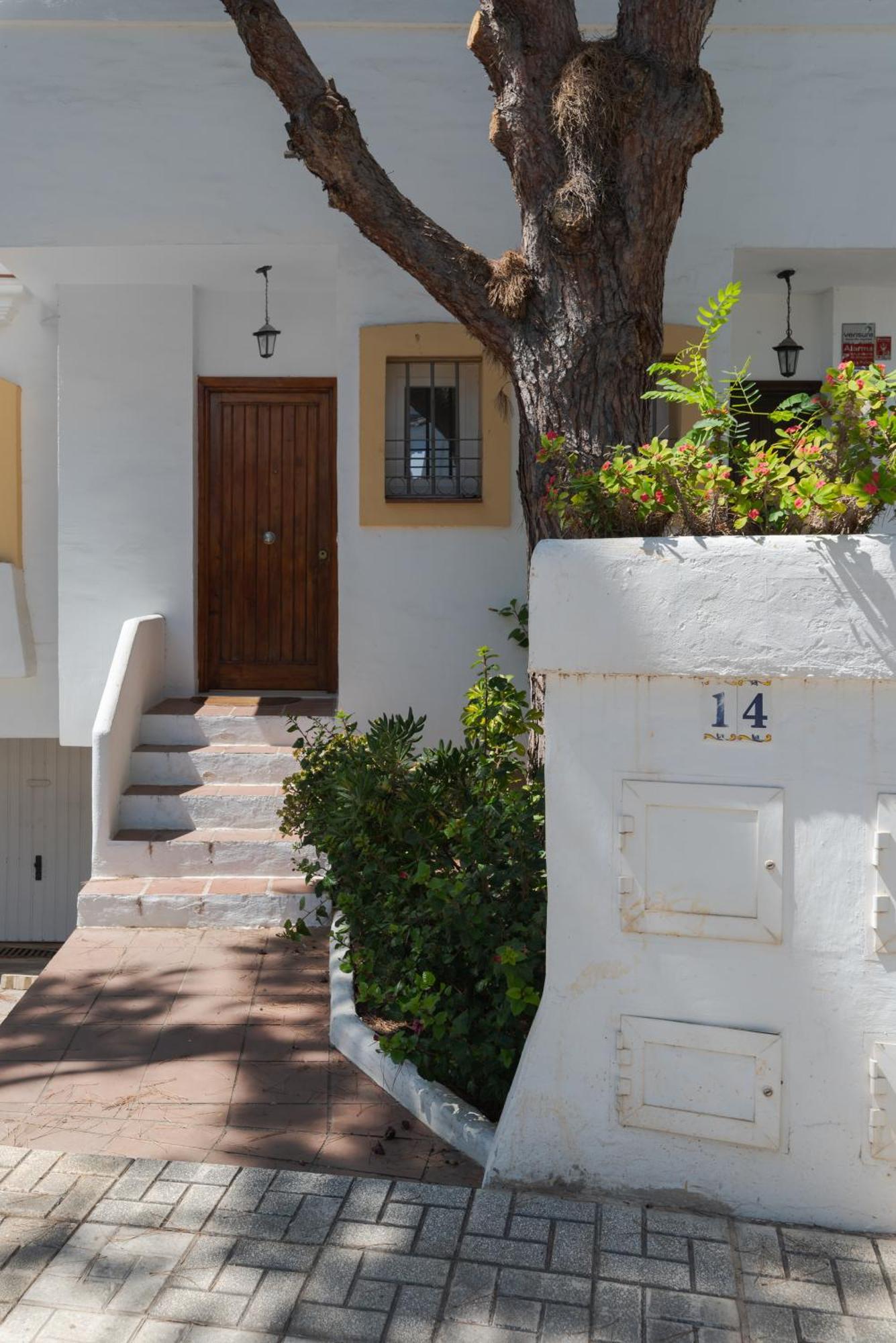 Wintowinrentals Townhouse, Pool & Beach Marbella Eksteriør billede