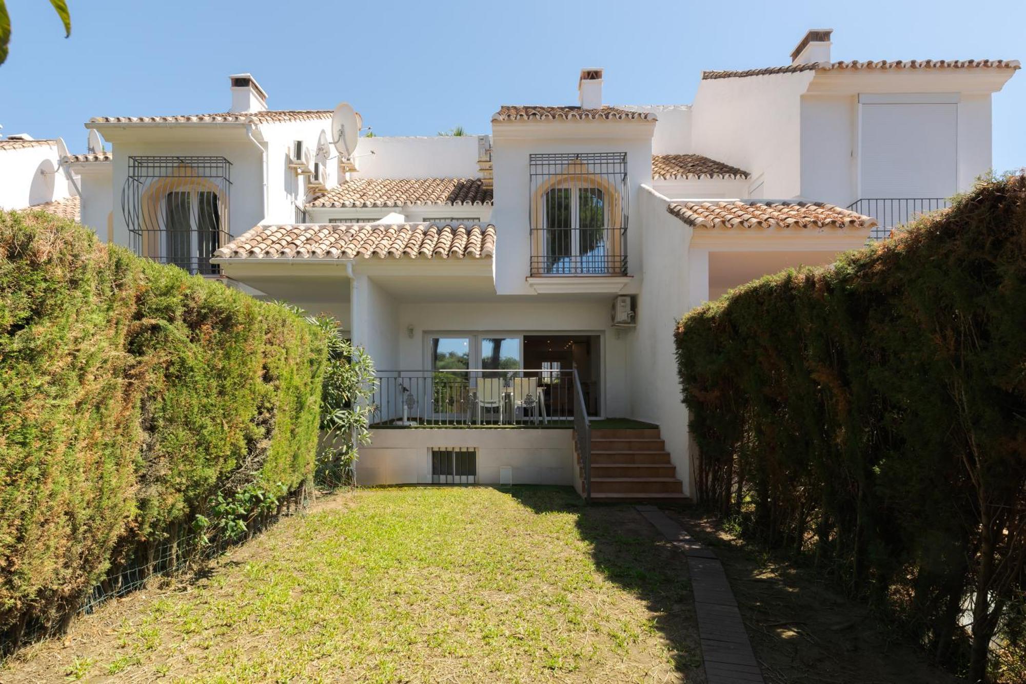 Wintowinrentals Townhouse, Pool & Beach Marbella Eksteriør billede