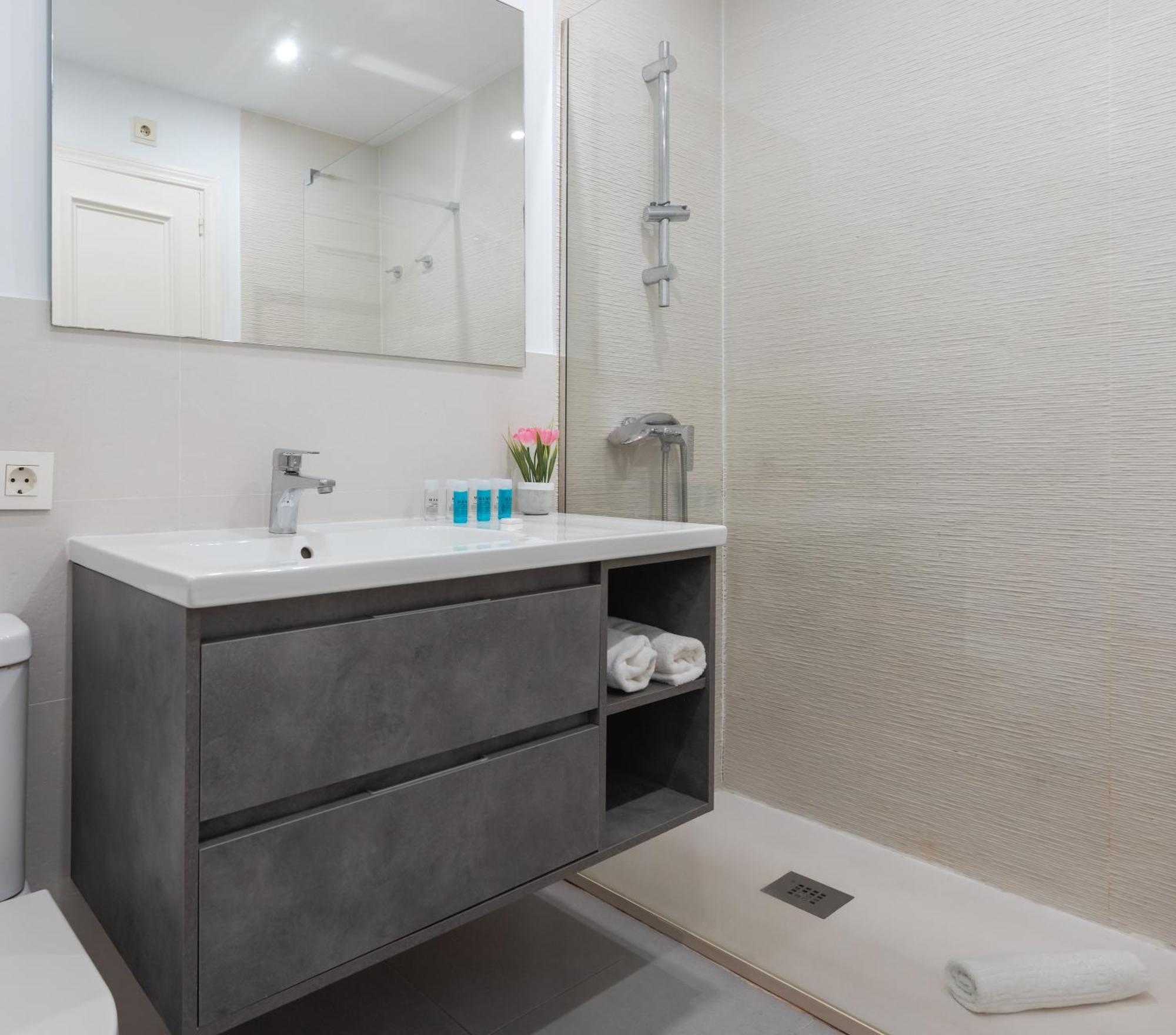 Wintowinrentals Townhouse, Pool & Beach Marbella Eksteriør billede