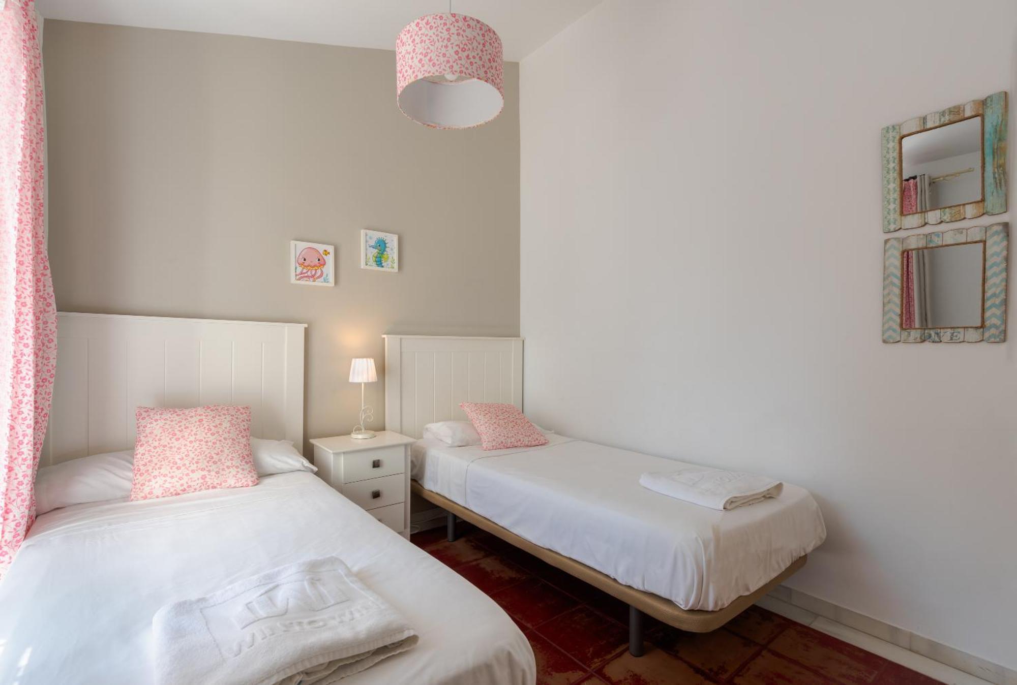 Wintowinrentals Townhouse, Pool & Beach Marbella Eksteriør billede