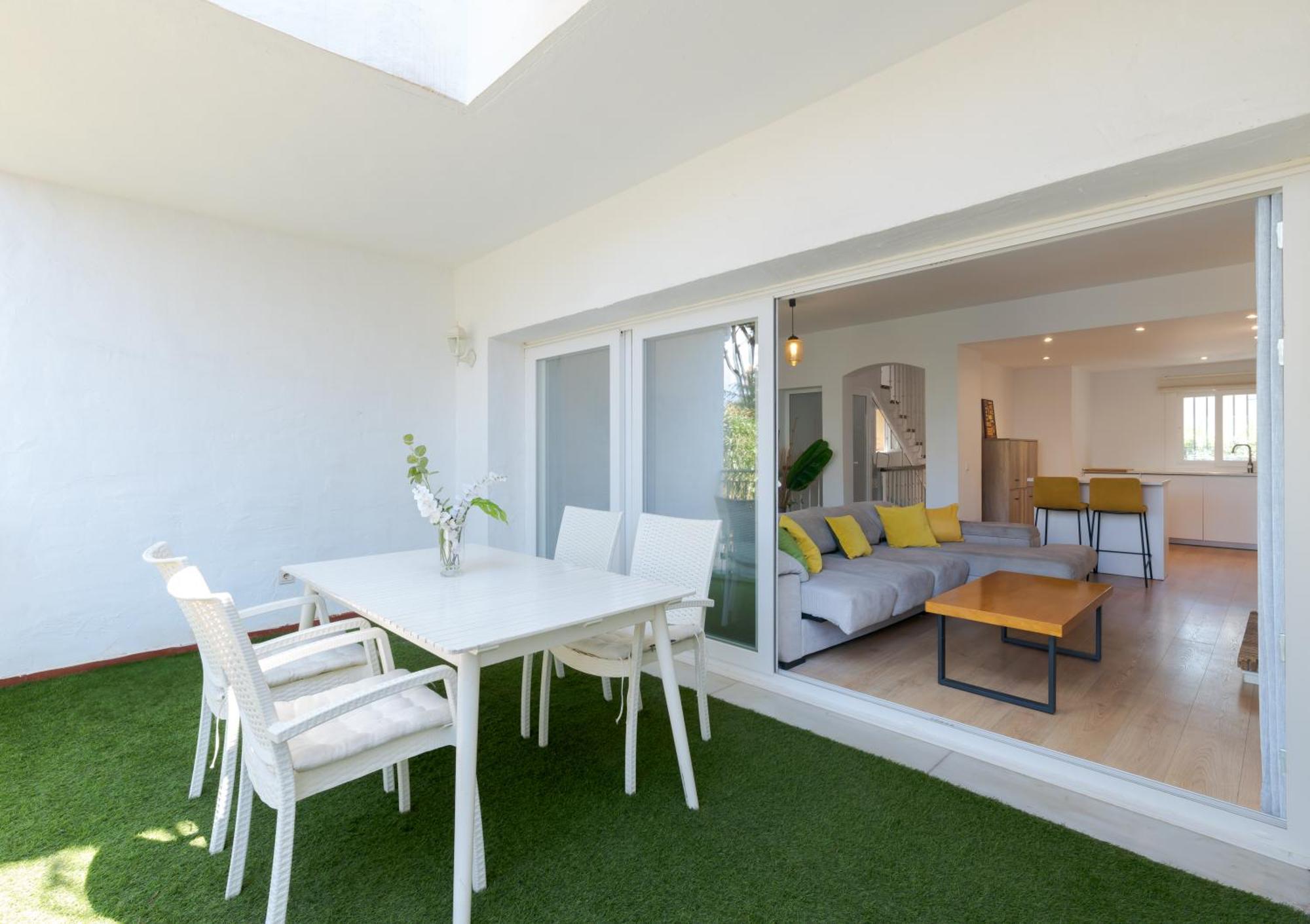 Wintowinrentals Townhouse, Pool & Beach Marbella Eksteriør billede