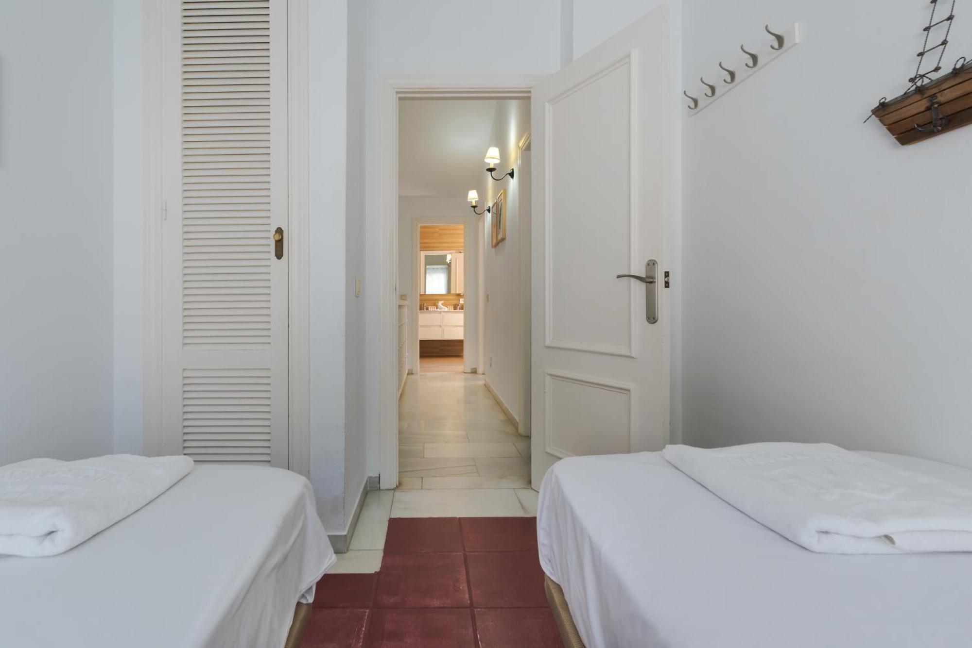 Wintowinrentals Townhouse, Pool & Beach Marbella Eksteriør billede